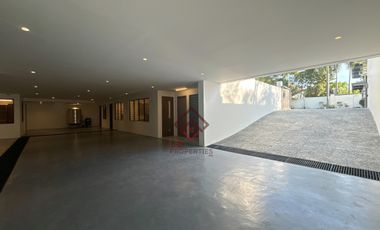 FOR SALE Ultra Luxurious Modern House and Lot in Ayala Alabang Village - SH76