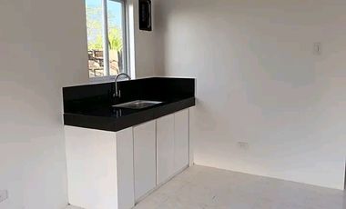 3 Bedrooms and 2 toilet and bath. Perfect House for Starting Family.