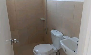 3 Bedrooms and 2 toilet and bath. Perfect House for Starting Family.