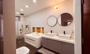 Savannah Green Plains Subd. Phase 1 4BR with balcony in Angeles City, Pampanga