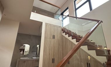 JSL MODERN HOUSE AND LOT FOR SALE IN AYALA ALABANG VILLAGE