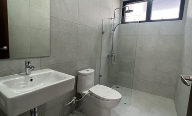 4 Storey Gated Townhouse with 3 BR and Parking in San Juan Near Ica/Xavier