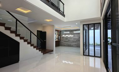 For Sale: Brand New Elegant Modern House in BF Homes Parañaque City