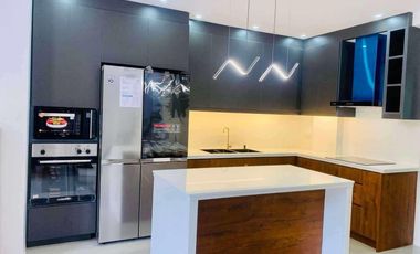 Tagaytay House & Lot for sale