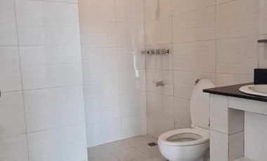 WOODSTOWN CONDOMINIUM