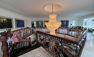 Grand Mediterranean Home 5 bedrooms for sale, Angeles