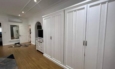 Grand Mediterranean Home 5 bedrooms for sale, Angeles