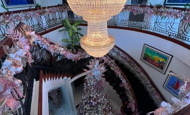 Grand Mediterranean Home 5 bedrooms for sale, Angeles