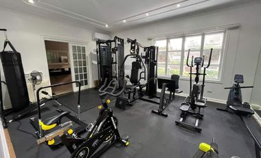 Grand Mediterranean Home 5 bedrooms for sale, Angeles