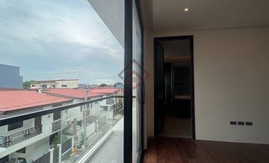 FOR SALE Ultra Modern Townhouse in Multinational Village - SH10