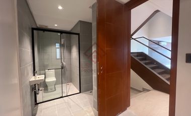 FOR SALE Ultra Modern Townhouse in Multinational Village - SH10