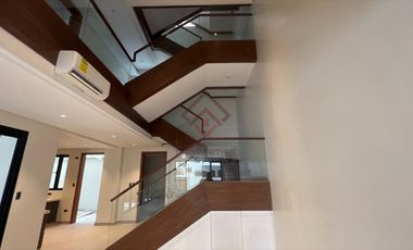FOR SALE Ultra Modern Townhouse in Multinational Village - SH10