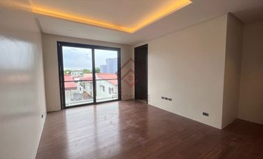 FOR SALE Ultra Modern Townhouse in Multinational Village - SH10