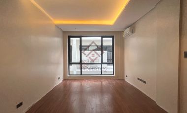 FOR SALE Ultra Modern Townhouse in Multinational Village - SH10