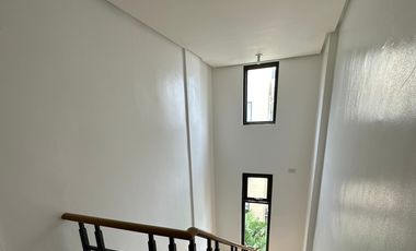 Prime Townhouse Unit For Sale in Circulo Verde Garden Homes