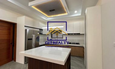 6 Bedrooms House with Pool for Rent in Angeles City Pampanga Clark