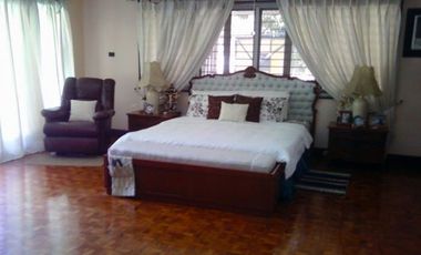 Special 4 Bedroom House for Rent in Dasmarinas Village, Makati City
