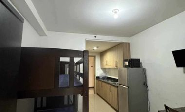 1 BR w/ Bal. (Facing Manila bay) at Shore 1