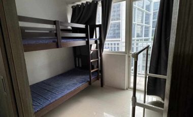 1 BR w/ Bal. (Facing Manila bay) at Shore 1