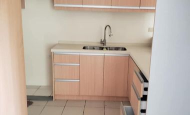 PN56580 Townhouse For Rent in NEW MANILA QC!
