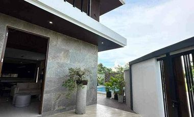 MODERN LUXURY MANSION WITH SWIMMING POOL IN CITY OF SAN FERNANDO, PAMPANGA
