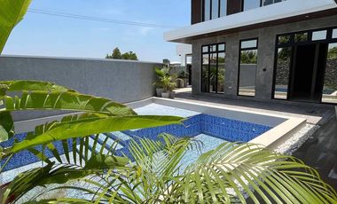 MODERN LUXURY MANSION WITH SWIMMING POOL IN CITY OF SAN FERNANDO, PAMPANGA