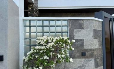 MODERN LUXURY MANSION WITH SWIMMING POOL IN CITY OF SAN FERNANDO, PAMPANGA