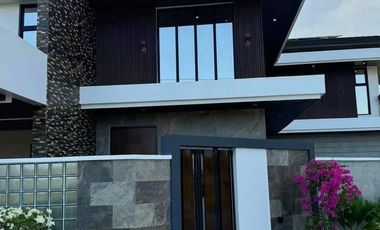 MODERN LUXURY MANSION WITH SWIMMING POOL IN CITY OF SAN FERNANDO, PAMPANGA