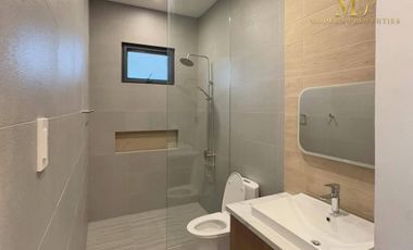4BR LUXURY HOUSE WITH POOL LOCATED IN A VERY EXCLUSIVE SUBD IN ANGELES, PAMPANGA