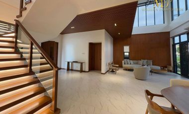 4BR LUXURY HOUSE WITH POOL LOCATED IN A VERY EXCLUSIVE SUBD IN ANGELES, PAMPANGA