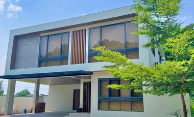 BRAND NEW MODERN HOUSE W/ POOL IN AN EXCLUSIVE SUBDIVISION NEAR CLARK, PAMPANGA