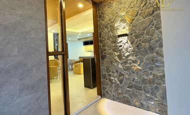 5- BEDROOM ELEGANT CORNER HOUSE & LOT WITH POOL IN ANGELES CITY, PAMPANGA