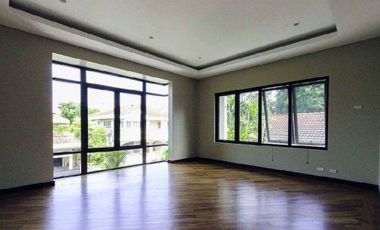 For Sale: 4 Bedroom Spacious House in San Lorenzo Village, Makati City