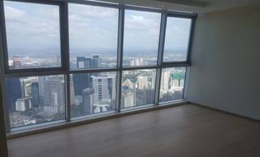 4 bedroom penthouse unit for sale at st. Francis shangri-la place