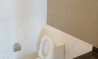 4 bedroom penthouse unit for sale at st. Francis shangri-la place