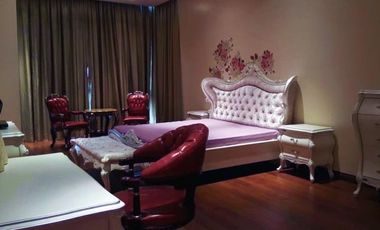 Elegant 3 Bedroom Condo Unit For Sale in St. Francis Shangri-La Place