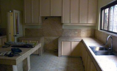 Huge 5 Bedroom House for Rent in Dasmarinas Village, Makati City