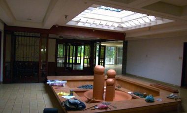 Huge 5 Bedroom House for Rent in Dasmarinas Village, Makati City