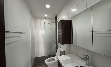 Spacious 3 Bedroom Penthouse with Roof Deck for rent