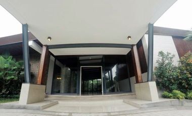 Newly Renovated Luxury House for Rent in Forbes Park (All Direct Listings)