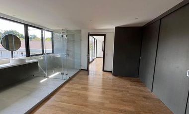 Modern House and Lot for Sale at Hillsborough Alabang, Muntinlupa City