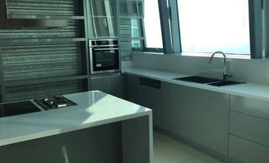 Penthouse unit for sale in st. Francis shangri-la place