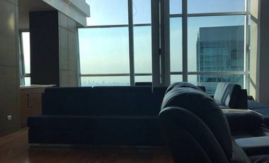 Penthouse unit for sale in st. Francis shangri-la place