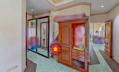 Two Story House with Accessory Dwelling Unit For Sale in South Pacific Golf
