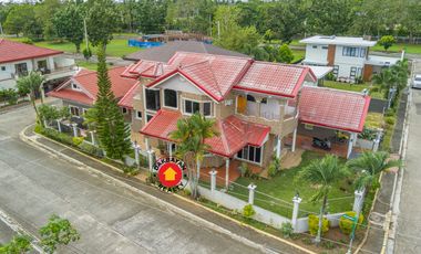 Two Story House with Accessory Dwelling Unit For Sale in South Pacific Golf