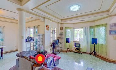 Two Story House with Accessory Dwelling Unit For Sale in South Pacific Golf