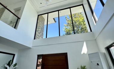 BF Homes Parañaque Beautiful House For Sale 5 Bedrooms Fully Furnished