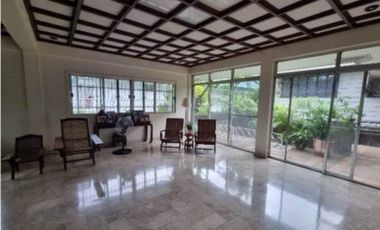 JSL 844 SQM 5 BEDROOMS AYALA ALABANG VILLAGE 150M NET