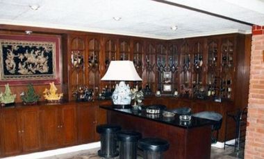 For Sale: Spacious 5 Bedroom House in Forbes Park, Makati City