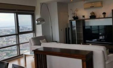 Elegant Penthouse Unit for Rent at The Residences at Greenbelt, Makati City
